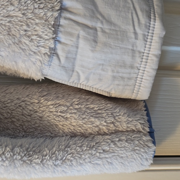 XERSION BRAND GIRLS BLUE HOODED ZIPPERED JACKET SIZE SMALL 7/8 - Picture 9 of 11